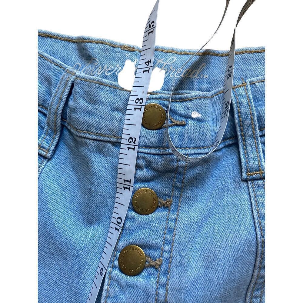 NWT Universal Thread Light Wash Blue Denim Vintage Jeans Women's Size 8 - Picture 5 of 12